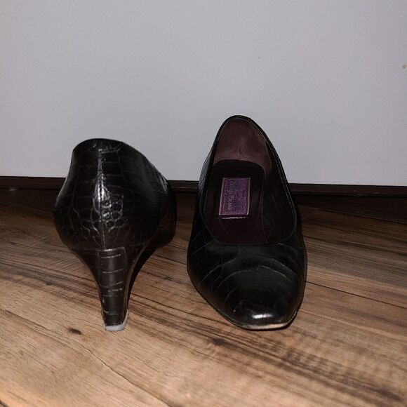 Phyllis Poland Crocodile Pumps - Picture 4 of 7